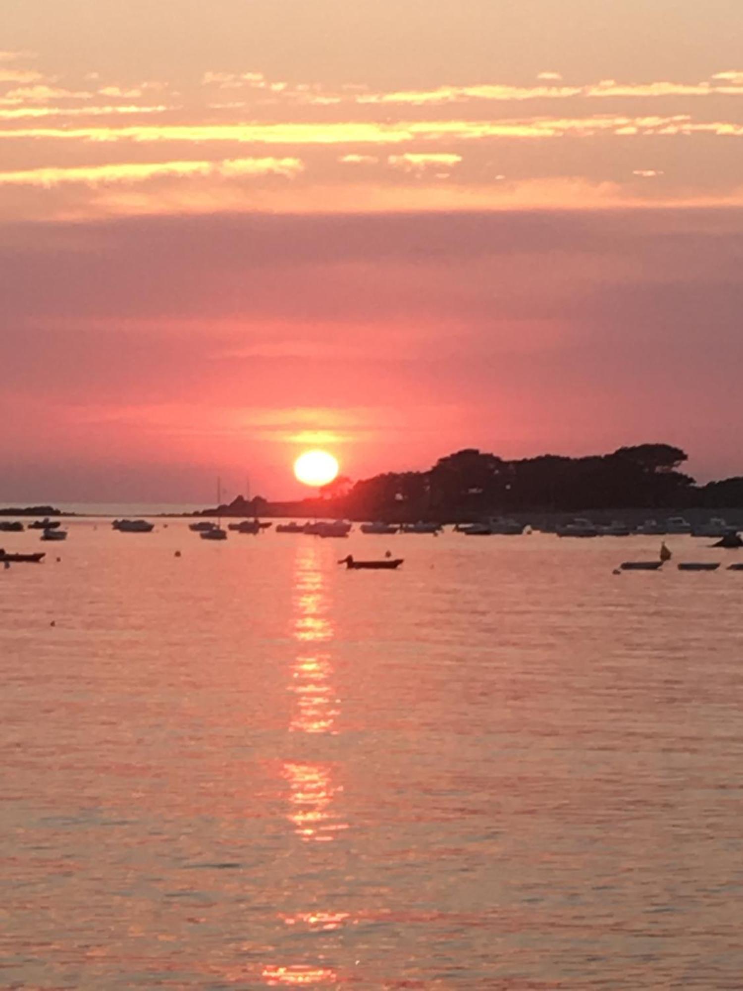 Les Villas D' Onalou Port Blanc Penvénan Esterno foto